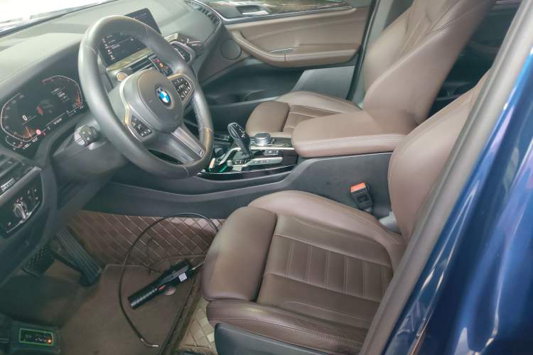 Used BMW X3 2020 xDrive30i Luxury Model with M Sport Package Left Front Seat