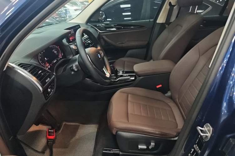 Used BMW X3 2020 xDrive25i Luxury Package Left Front Seat