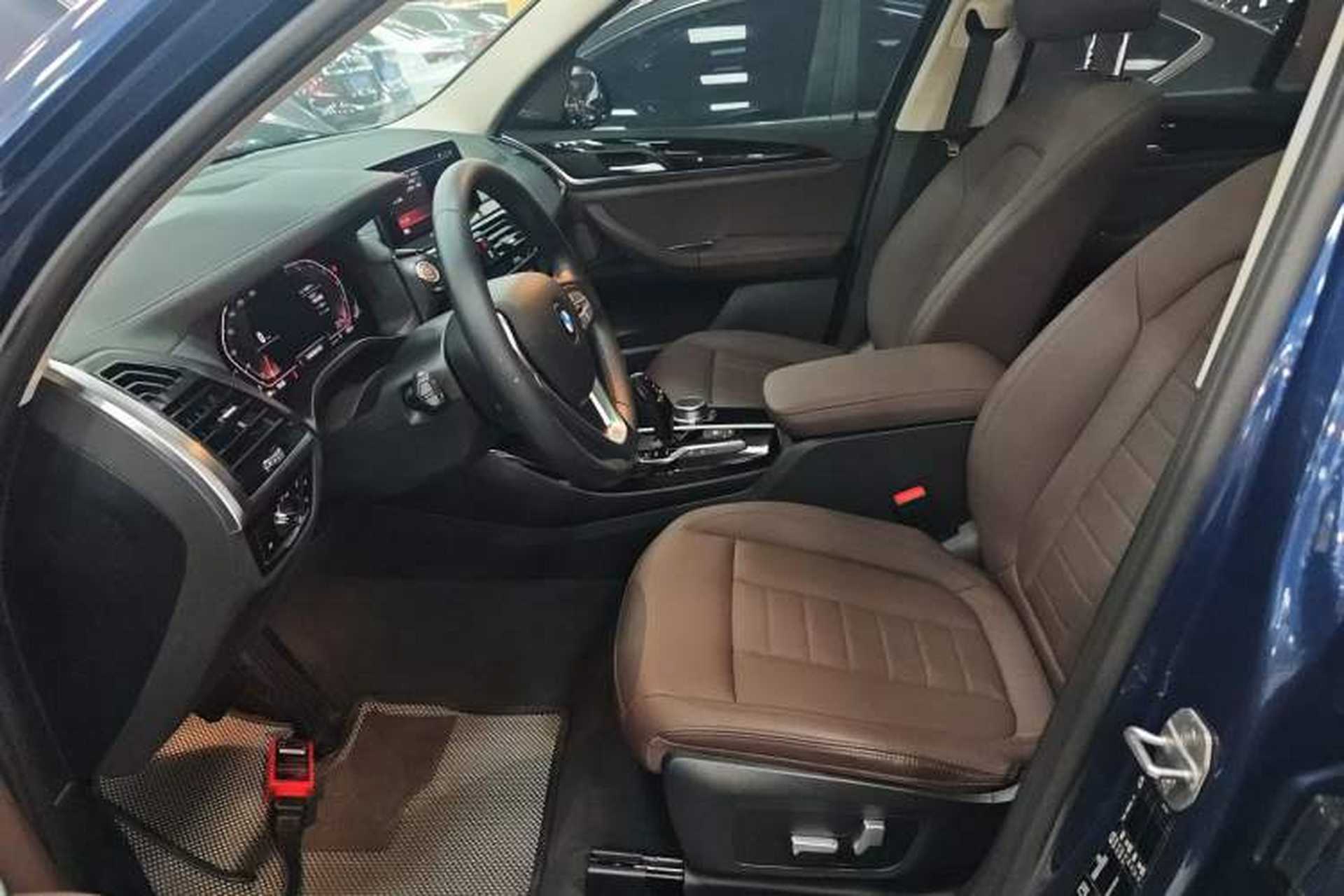 Used BMW X3 2020 xDrive25i Luxury Package Left Front Seat