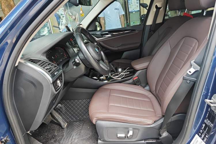 Used BMW X3 2020 xDrive25i M Sport Package Left Front Seat