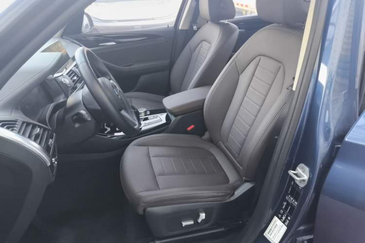 Used BMW X3 2020 xDrive25i M Sport Package Left Front Seat
