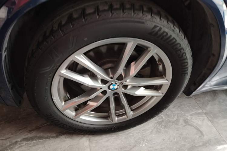 Used BMW X3 2020 xDrive28i M Sport Package Left Front Wheel Hub