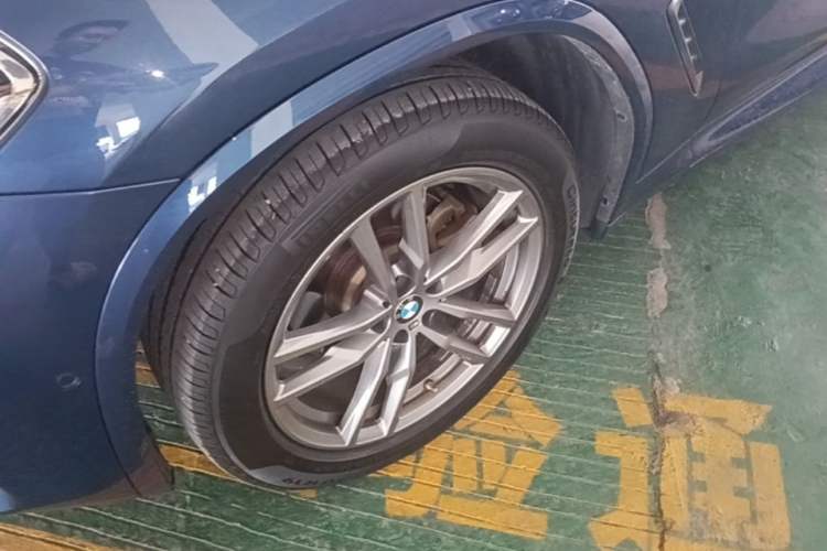 Used BMW X3 2020 xDrive28i M Sport Package Left Front Wheel Hub