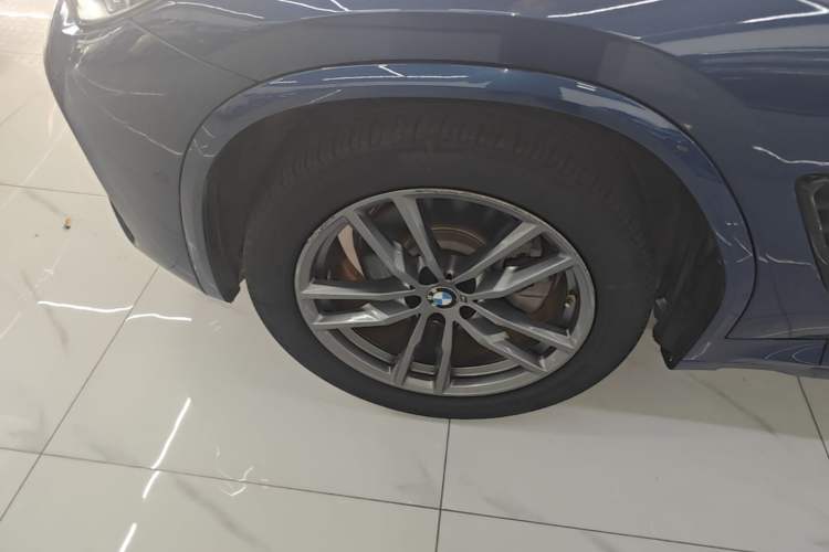 Used BMW X3 2020 xDrive28i M Sport Package Left Front Wheel Hub