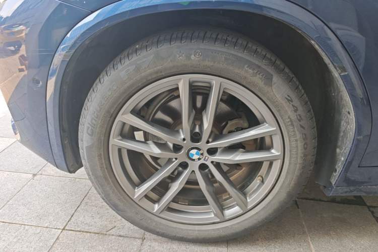 Used BMW X3 2020 xDrive25i M Sport Package Left Front Wheel Hub
