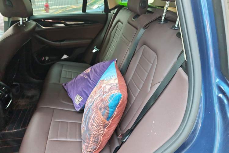 Used BMW X3 2020 xDrive25i M Sport Package Left Rear Seat