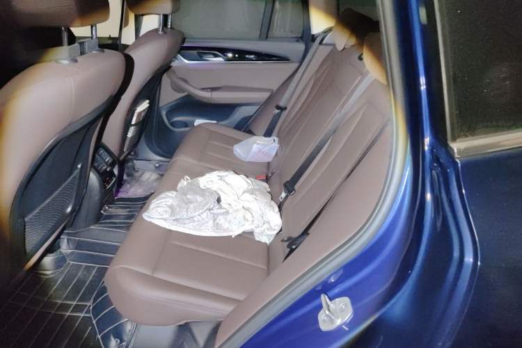 Used BMW X3 2020 xDrive25i Luxury Package Left Rear Seat