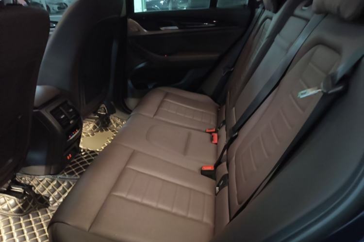 Used BMW X3 2020 xDrive25i Luxury Package Left Rear Seat