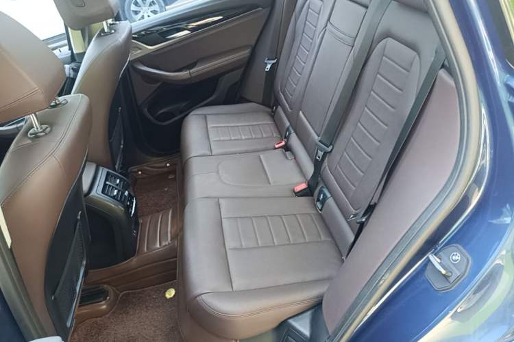 Used BMW X3 2020 xDrive25i M Sport Package Left Rear Seat