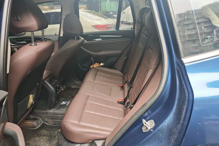 Used BMW X3 2020 xDrive25i Luxury Package Left Rear Seat