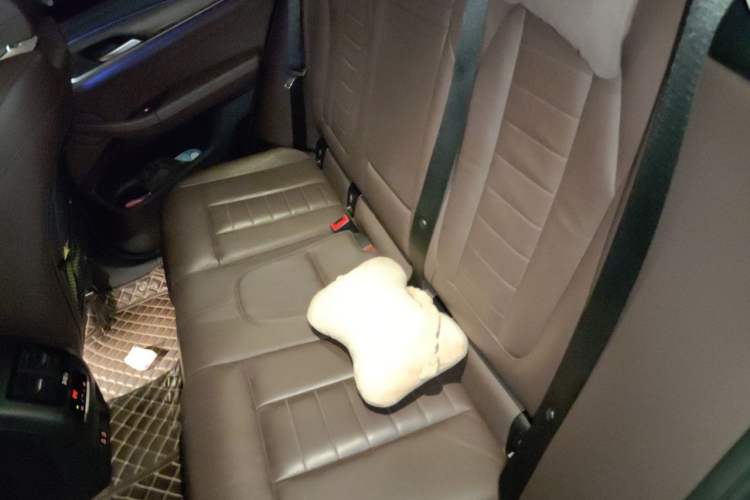 Used BMW X3 2020 xDrive28i Luxury Package Left Rear Seat