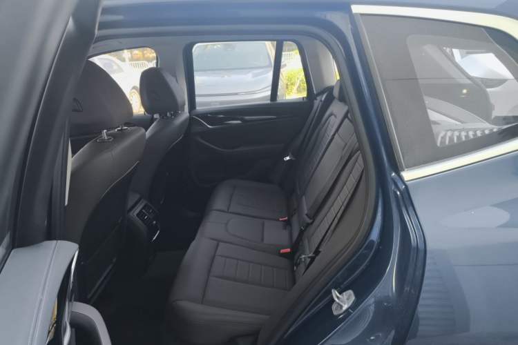 Used BMW X3 2020 xDrive25i M Sport Package Left Rear Seat