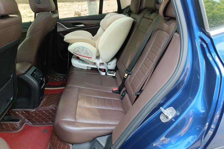 Used BMW X3 2020 xDrive28i Luxury Package Left Rear Seat