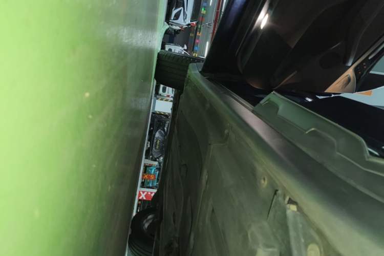 Used BMW X3 2020 xDrive25i Luxury Package Left Side Sill