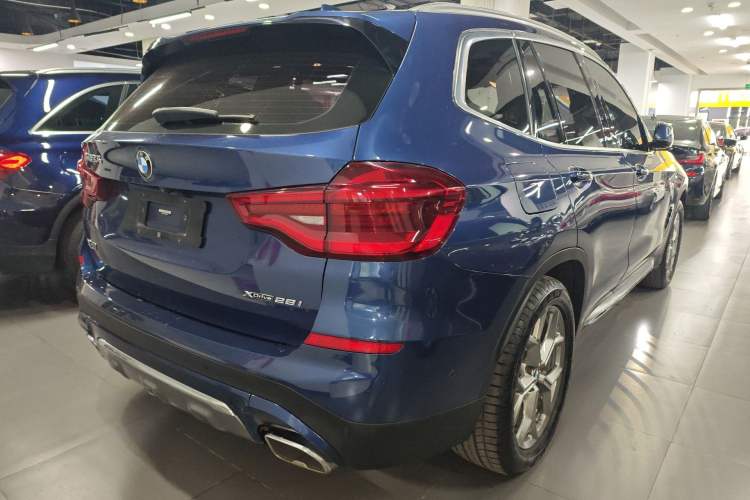Used BMW X3 2020 xDrive28i Luxury Package Rear Right 45 Deg