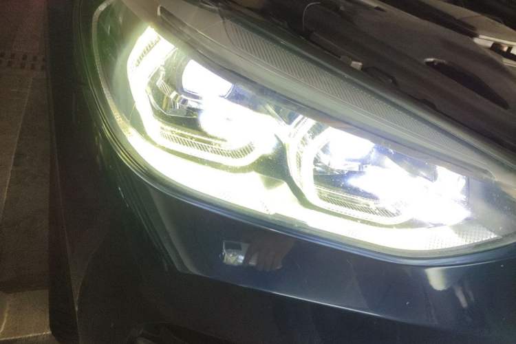 Used BMW X3 2020 xDrive28i Luxury Package Right Front Headlight