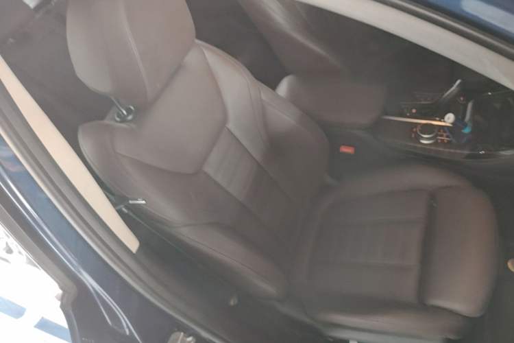 Used BMW X3 2020 xDrive28i M Sport Package Right Front Seat