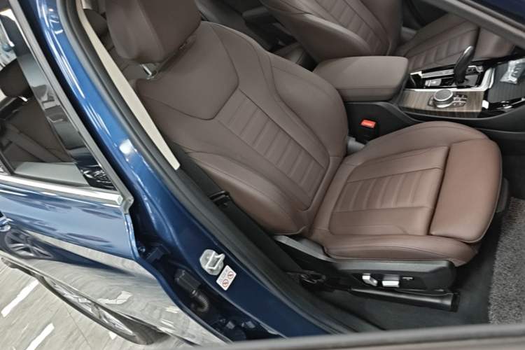 Used BMW X3 2020 xDrive28i M Sport Package Right Front Seat