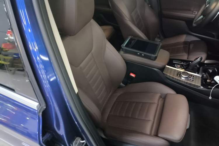 Used BMW X3 2020 xDrive28i M Sport Package Right Front Seat