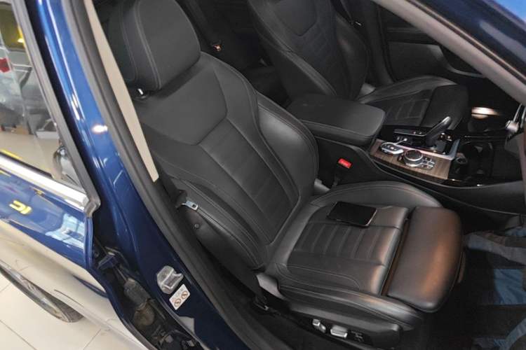 Used BMW X3 2020 xDrive28i M Sport Package Right Front Seat