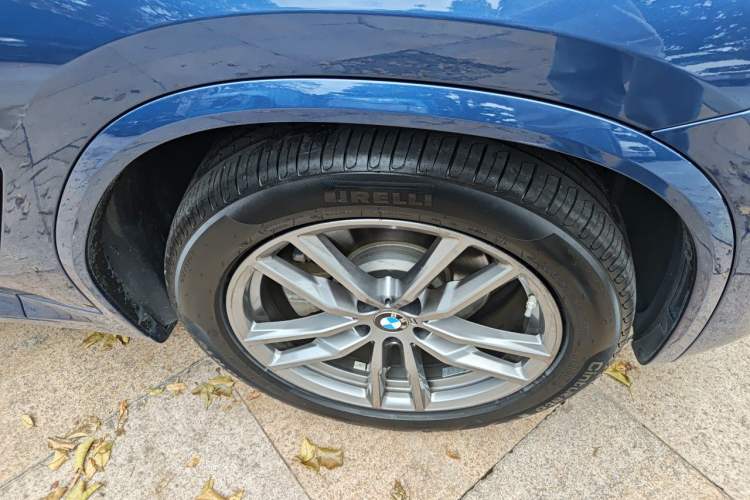 Used BMW X3 2020 xDrive25i M Sport Package Right Front Wheel Hub