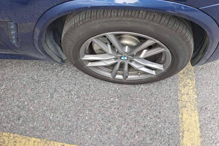 Used BMW X3 2020 xDrive28i M Sport Package Right Front Wheel Hub