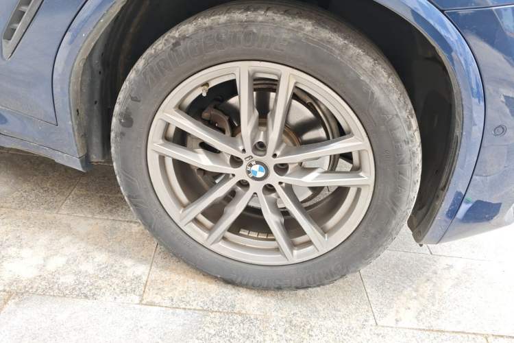 Used BMW X3 2020 xDrive28i M Sport Package Right Front Wheel Hub
