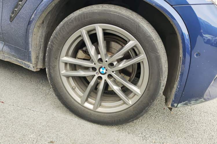 Used BMW X3 2020 xDrive28i M Sport Package Right Front Wheel Hub