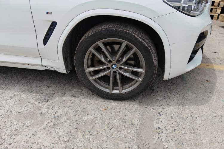 Used BMW X3 2020 xDrive28i M Sport Package Right Front Wheel Hub