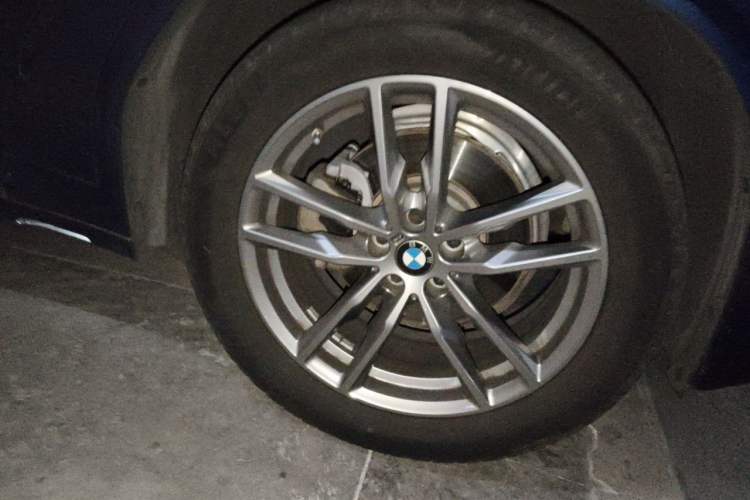 Used BMW X3 2020 xDrive28i M Sport Package Right Front Wheel Hub