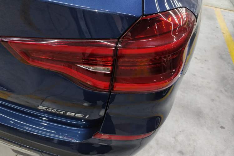 Used BMW X3 2020 xDrive28i Luxury Package Right Rear Taillight