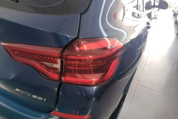 Used BMW X3 2020 xDrive30i Luxury Model with M Sport Package Right Rear Taillight