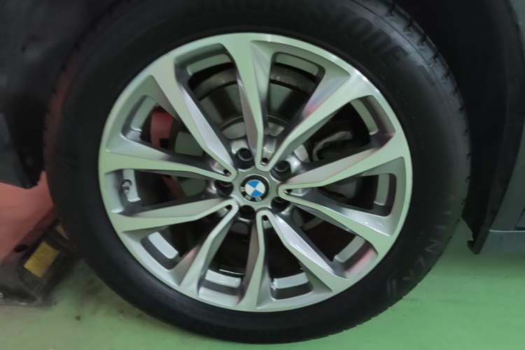 Used BMW X3 2020 xDrive25i Luxury Package Right Rear Wheel Hub