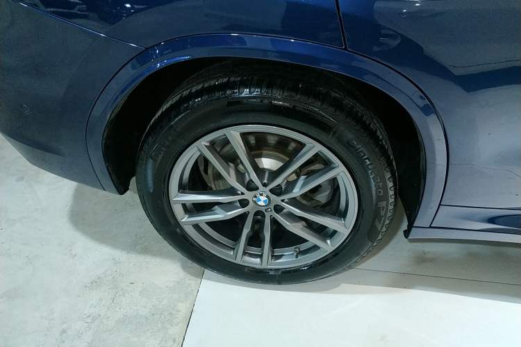Used BMW X3 2020 xDrive28i M Sport Package Right Rear Wheel Hub