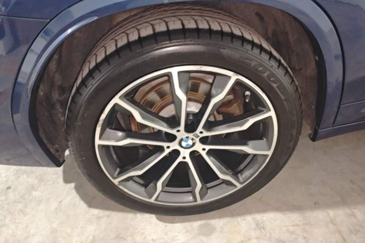Used BMW X3 2020 xDrive30i Luxury Model with M Sport Package Right Rear Wheel Hub