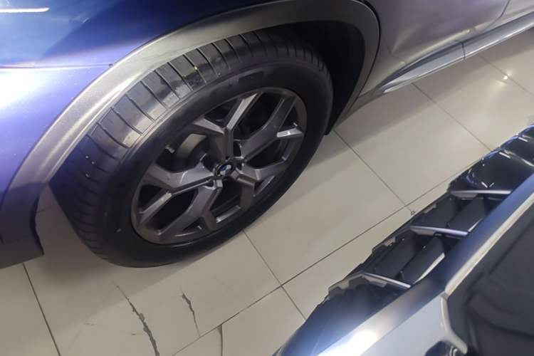 Used BMW X3 2020 xDrive28i Luxury Package Right Rear Wheel Hub