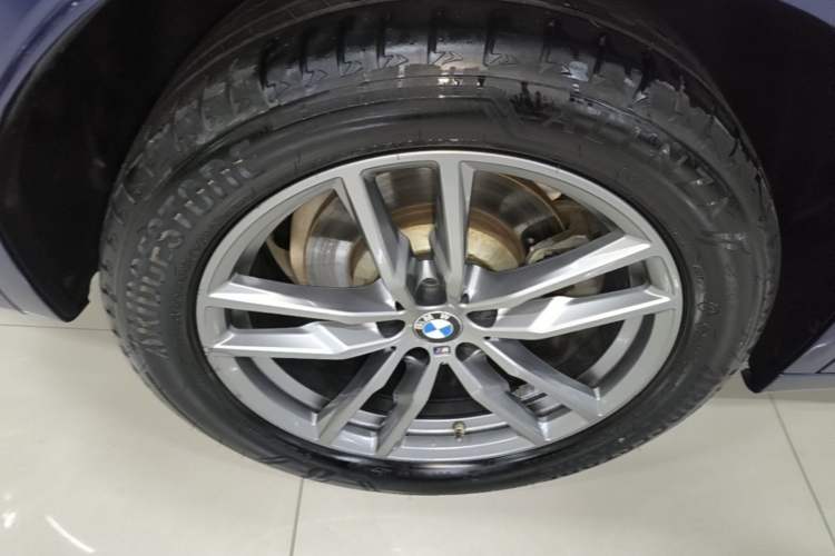 Used BMW X3 2020 xDrive28i M Sport Package Right Rear Wheel Hub