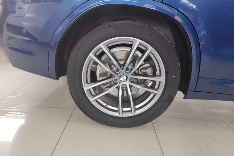 Used BMW X3 2020 xDrive28i M Sport Package Right Rear Wheel Hub