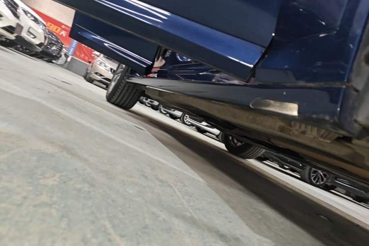 Used BMW X3 2020 xDrive28i M Sport Package Right Side Sill