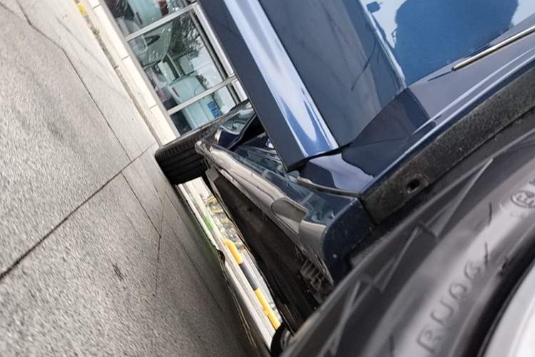 Used BMW X3 2020 xDrive28i M Sport Package Right Side Sill