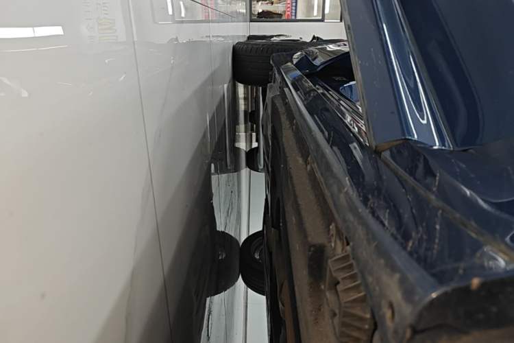 Used BMW X3 2020 xDrive25i M Sport Package Right Side Sill