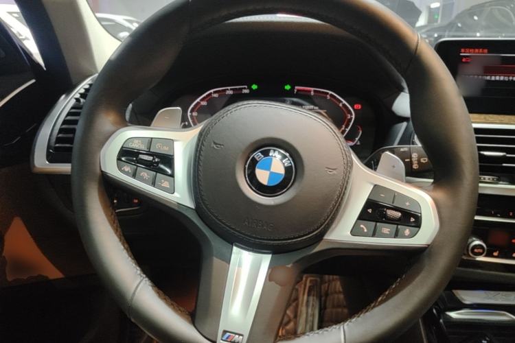 Used BMW X3 2020 xDrive30i Luxury Model with M Sport Package Steering Wheel