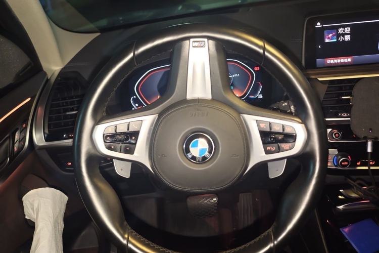 Used BMW X3 2020 xDrive30i Luxury Model with M Sport Package Steering Wheel