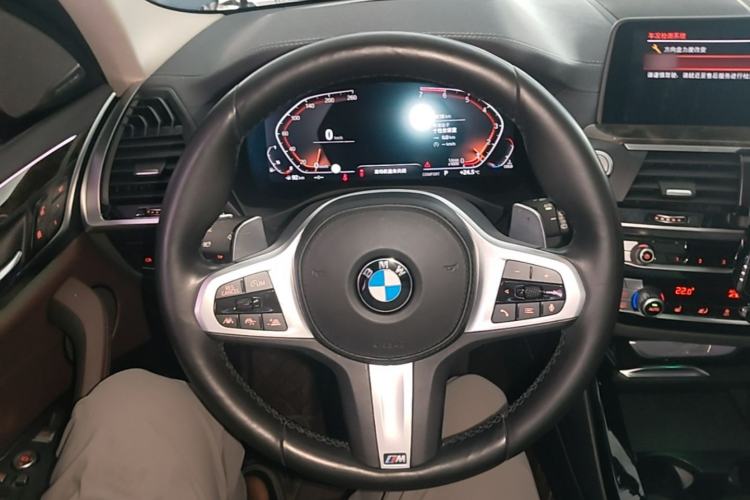 Used BMW X3 2020 xDrive30i Luxury Model with M Sport Package Steering Wheel
