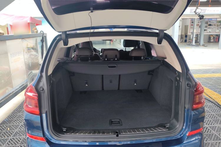 Used BMW X3 2020 xDrive30i Luxury Model with M Sport Package Trunk