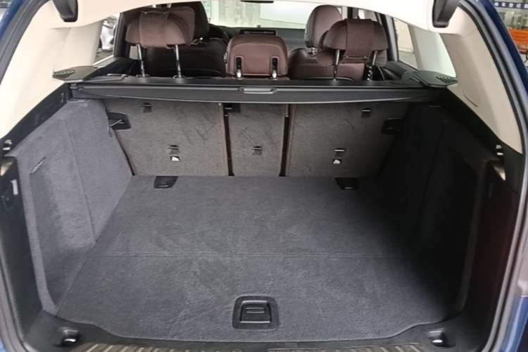 Used BMW X3 2020 xDrive28i M Sport Package Trunk