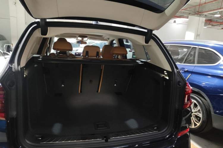 Used BMW X3 2020 xDrive28i M Sport Package Trunk