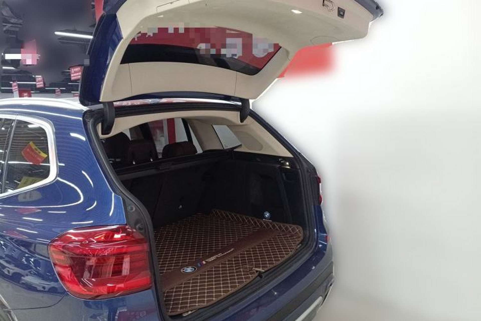 Used BMW X3 2020 xDrive25i Luxury Package Trunk
