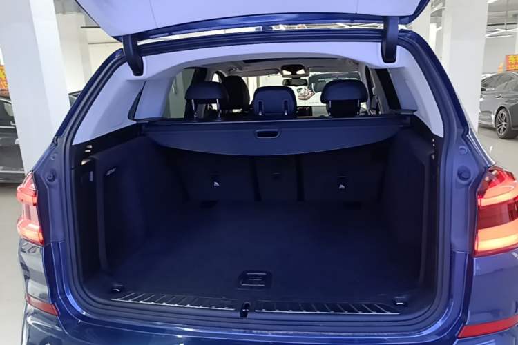 Used BMW X3 2020 xDrive28i M Sport Package Trunk