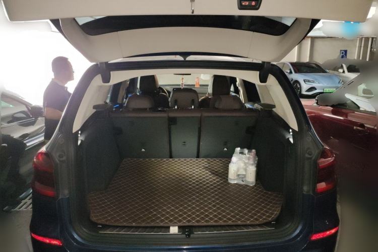 Used BMW X3 2020 xDrive28i Luxury Package Trunk